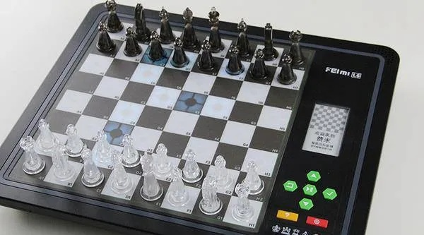 国际象棋比赛必备棋具推荐（从棋盘到棋钟，全方位介绍）-第2张图片-www.211178.com_果博福布斯